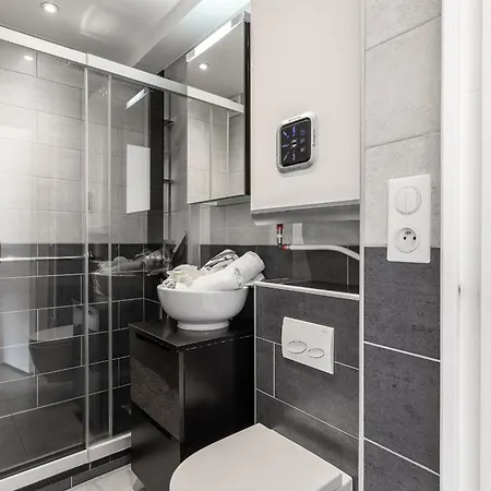 Apartment Le Lecerf- Superbe Studio-centre-ville-plages Et Palais Cannes